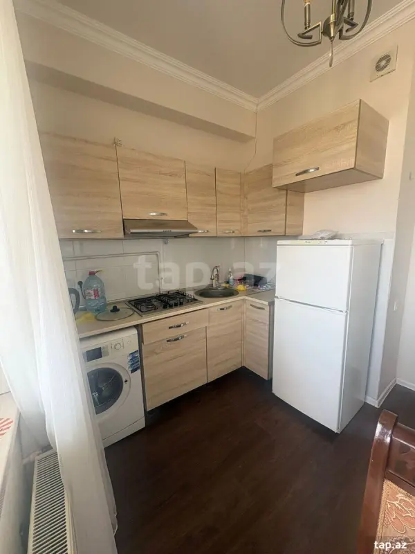 Kirayə verilir 2 otaqlı yeni tikili 78 m²