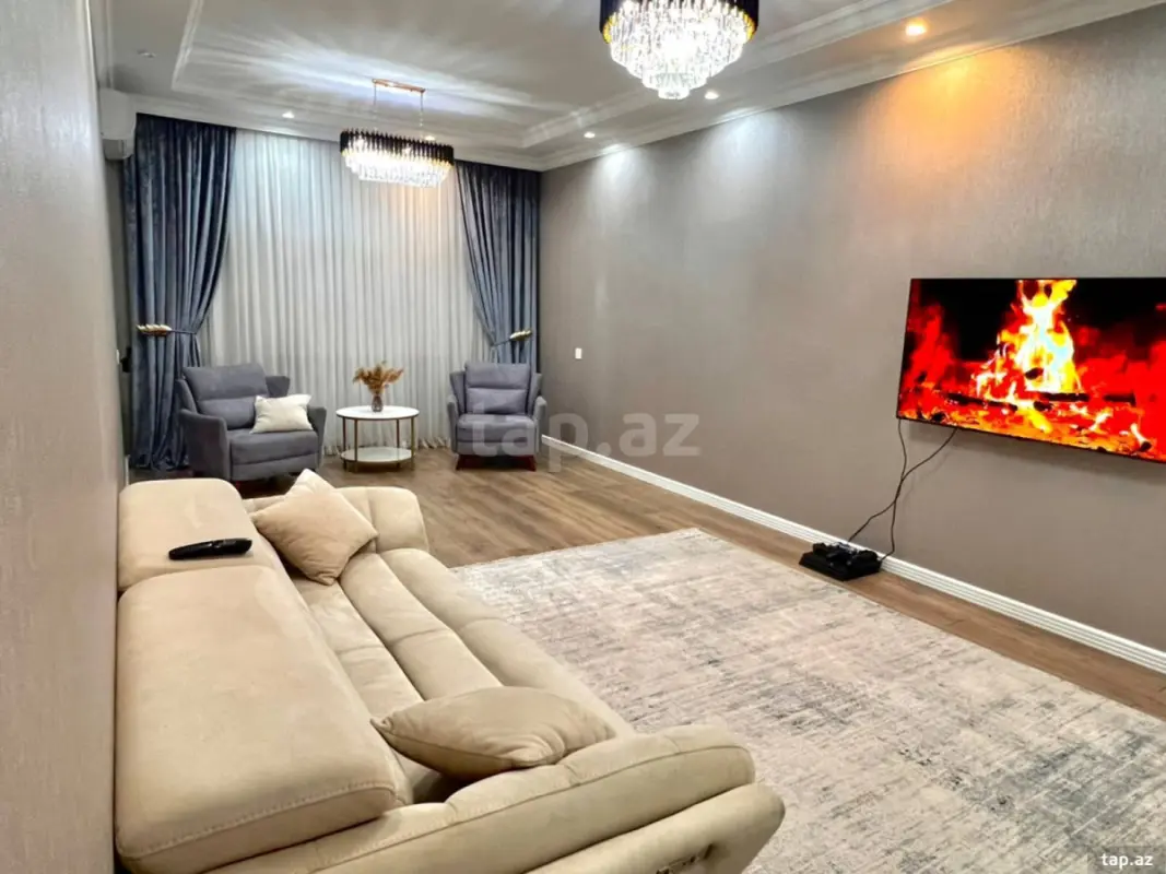 Satılır 3 otaqlı yeni tikili 120 m²