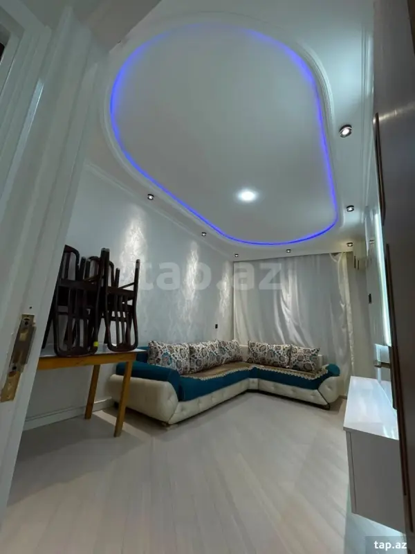 Kirayə verilir 2 otaqlı yeni tikili 60 m²