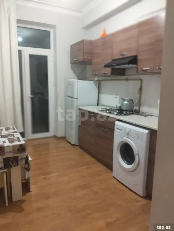 Kirayə verilir 2 otaqlı yeni tikili 63 m²