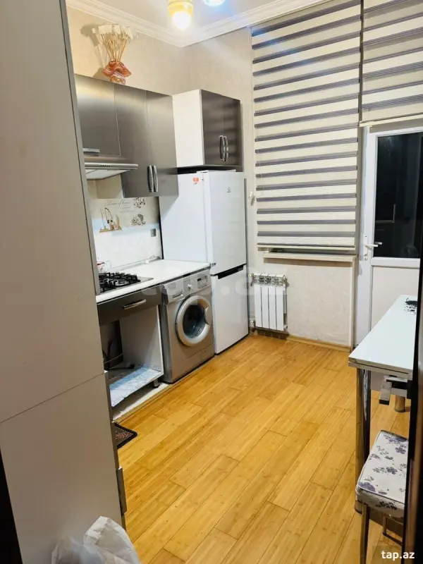 Kirayə verilir 2 otaqlı yeni tikili 75 m²