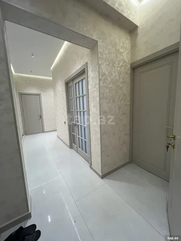 Kirayə verilir 3 otaqlı yeni tikili 80 m²