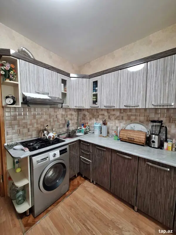 Satılır 4 otaqlı mənzil 96 m²