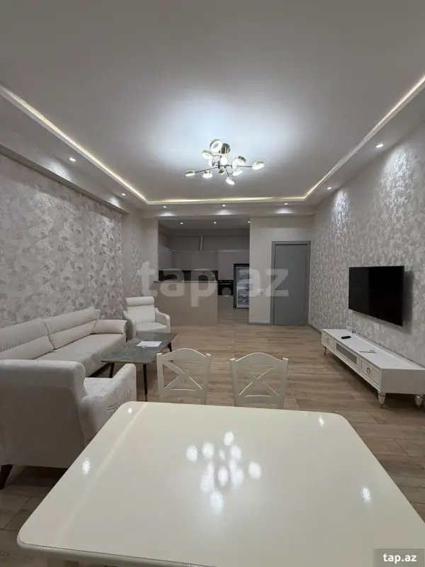 Kirayə verilir 2 otaqlı yeni tikili 91 m²