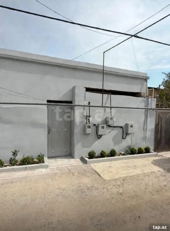 Satılır 1 otaqlı həyət evi 30 m²