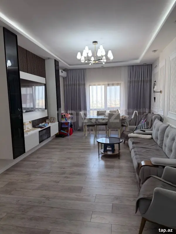 Satılır 3 otaqlı yeni tikili 85 m²