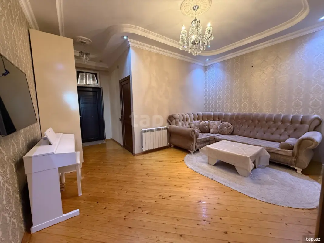 Satılır 3 otaqlı yeni tikili 77 m²