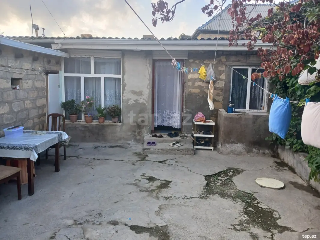 Satılır 3 otaqlı həyət evi 55 m²