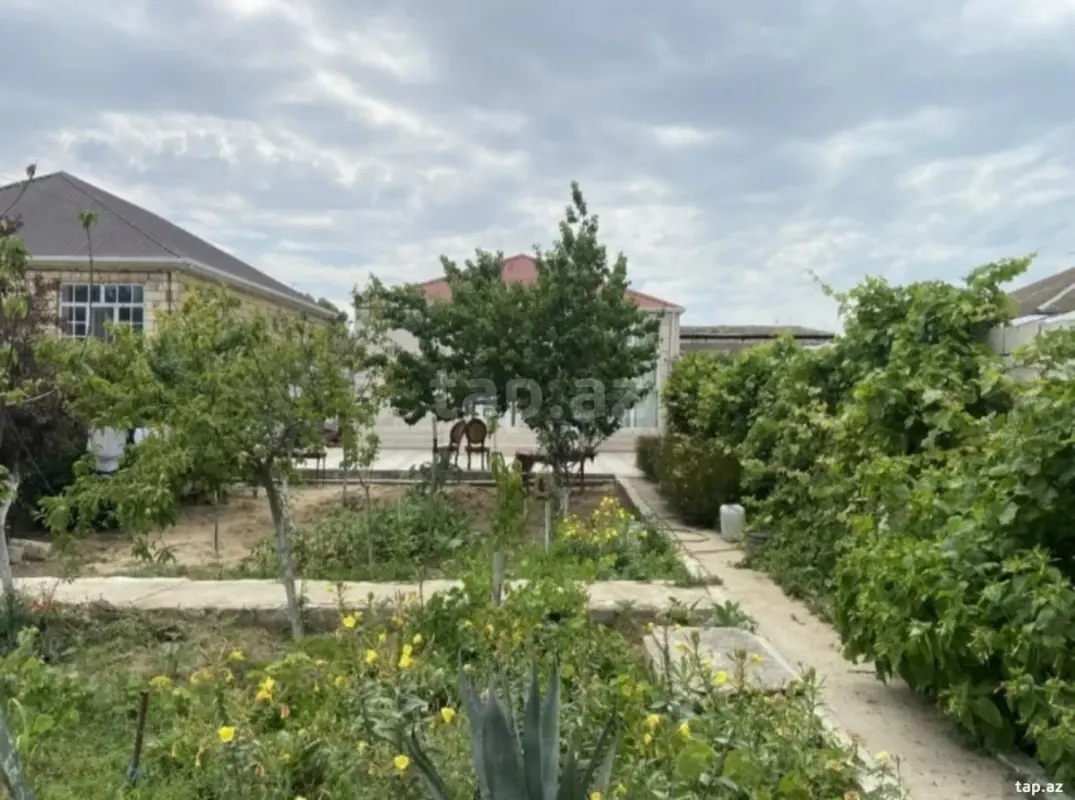 Satılır 3 otaqlı həyət evi 76 m²