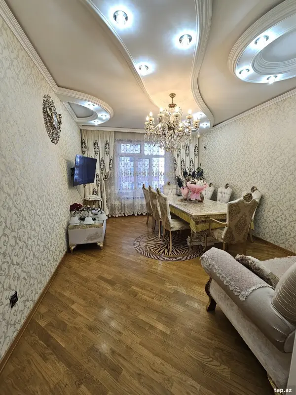 Satılır 3 otaqlı yeni tikili 85 m²