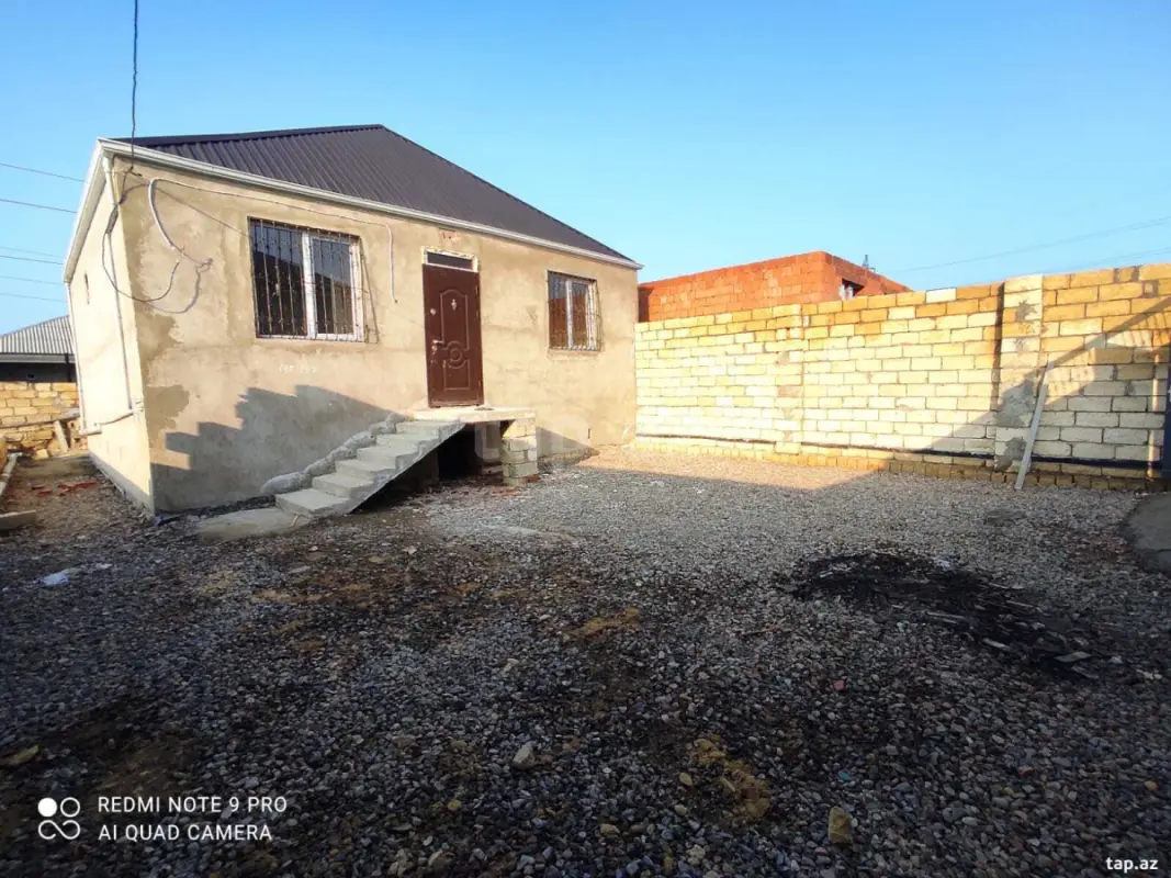Satılır 3 otaqlı həyət evi 80 m²