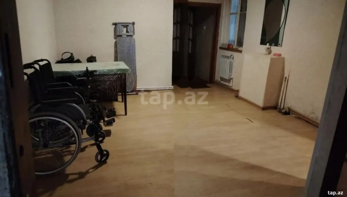 Satılır 5 otaqlı həyət evi 100 m²