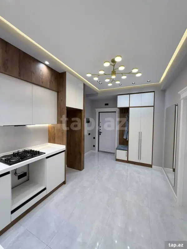 Satılır 3 otaqlı yeni tikili 74 m²