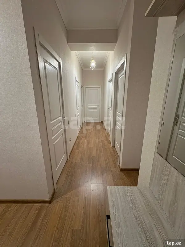 Kirayə verilir 3 otaqlı yeni tikili 77 m²