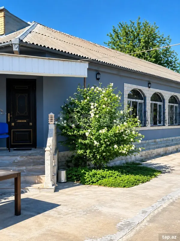 Satılır 4 otaqlı həyət evi 130 m²