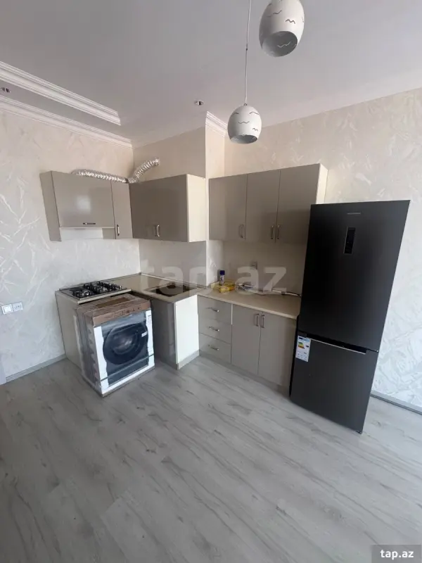 Kirayə verilir 2 otaqlı yeni tikili 67 m²