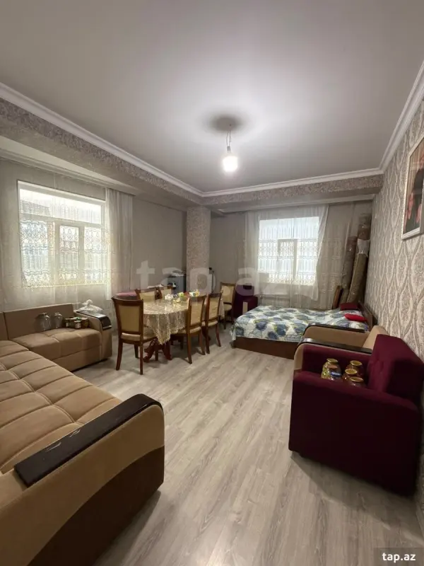 Satılır 2 otaqlı yeni tikili 74 m²