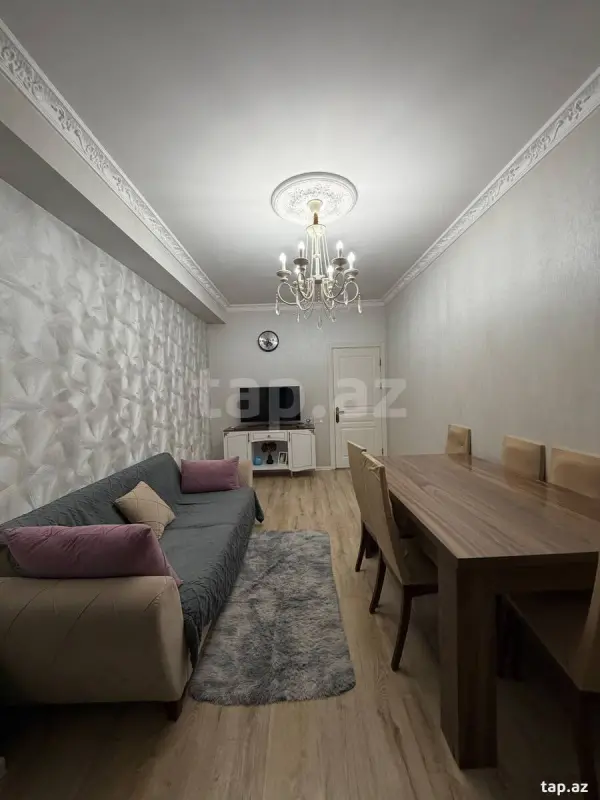 Satılır 2 otaqlı yeni tikili 70 m²