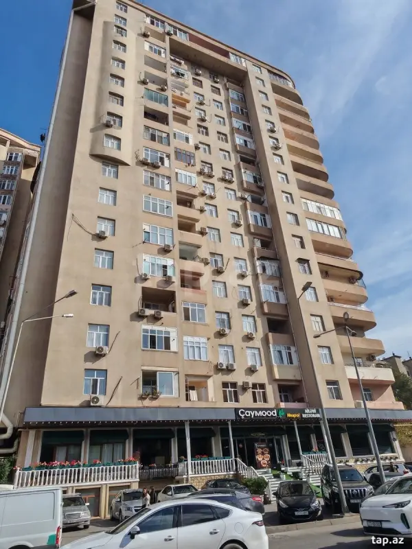 Satılır 3 otaqlı yeni tikili 114 m²