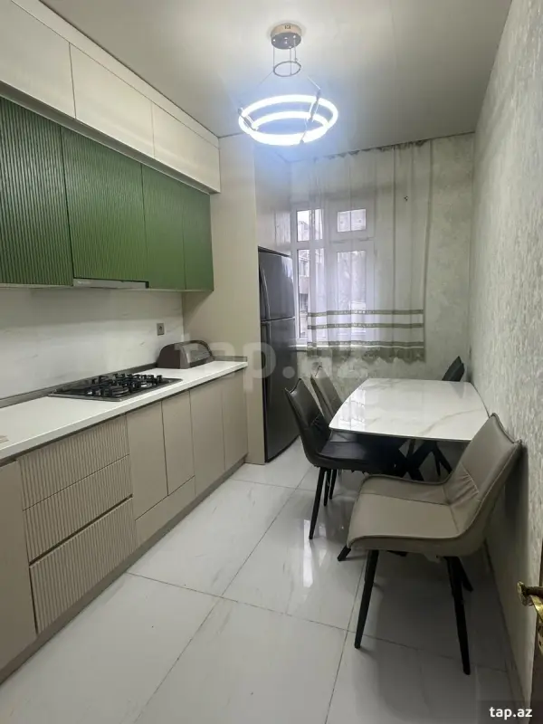 Satılır 3 otaqlı mənzil 68 m²