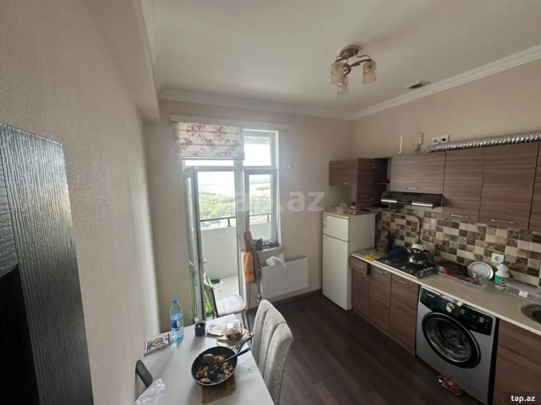 Satılır 3 otaqlı yeni tikili 90 m²