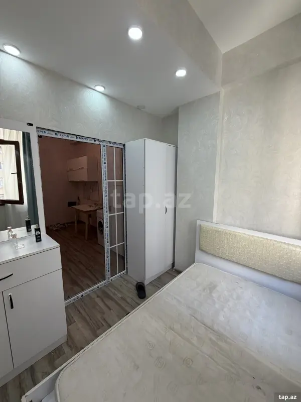 Satılır 2 otaqlı mənzil 28 m²