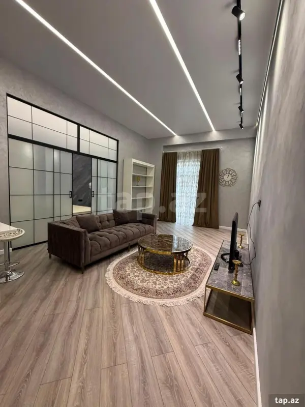 Kirayə verilir 2 otaqlı yeni tikili 65 m²