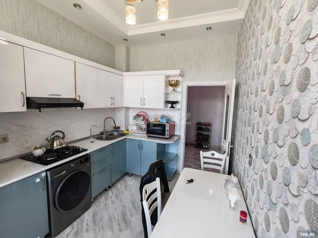 Satılır 2 otaqlı yeni tikili 70 m²