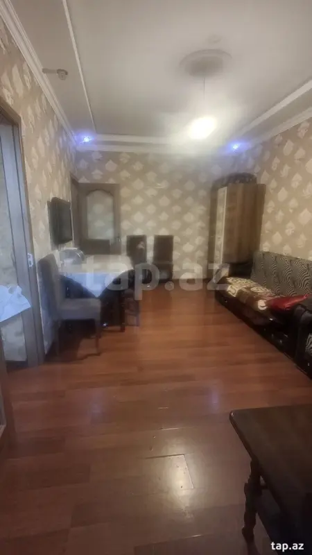 Kirayə verilir 2 otaqlı mənzil 35 m²