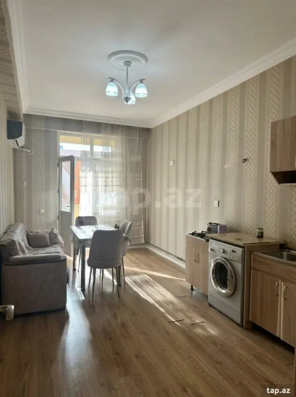 Kirayə verilir 2 otaqlı yeni tikili 70 m²