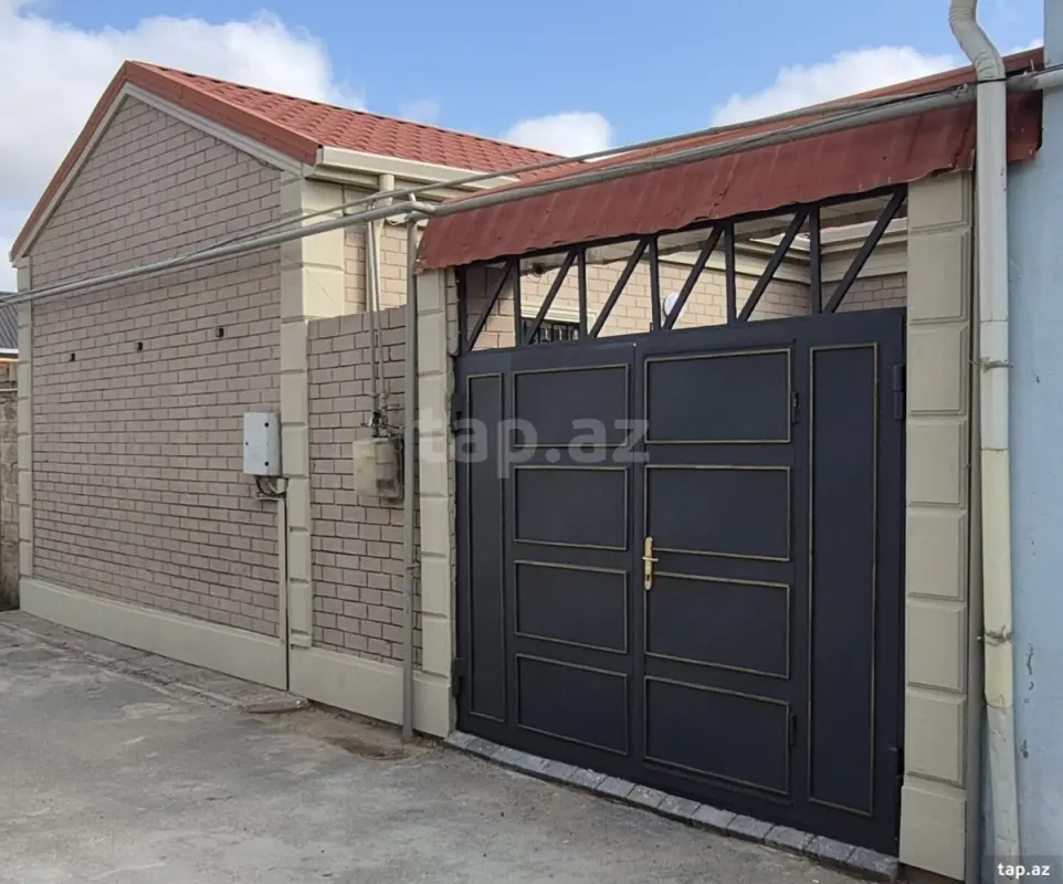 Satılır 3 otaqlı həyət evi 150 m²