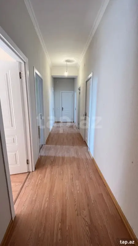 Kirayə verilir 4 otaqlı yeni tikili 100 m²