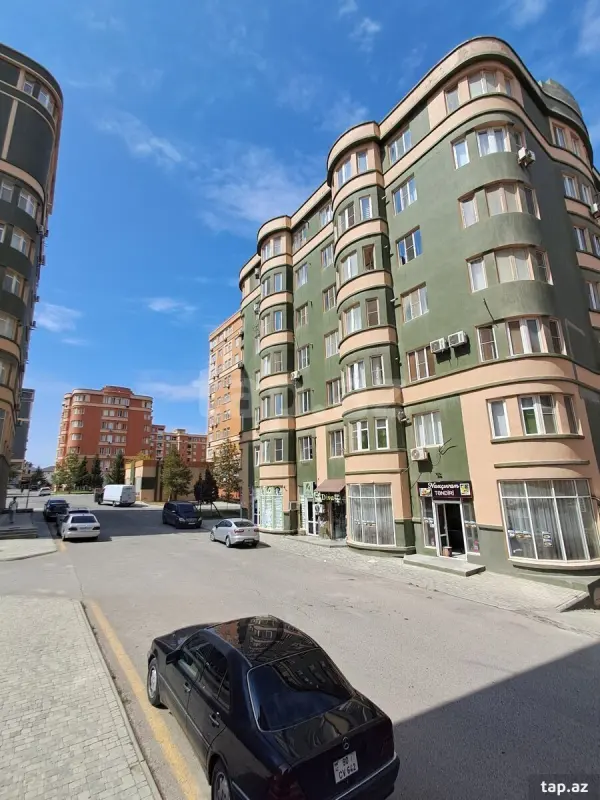 Satılır 2 otaqlı yeni tikili 64 m²