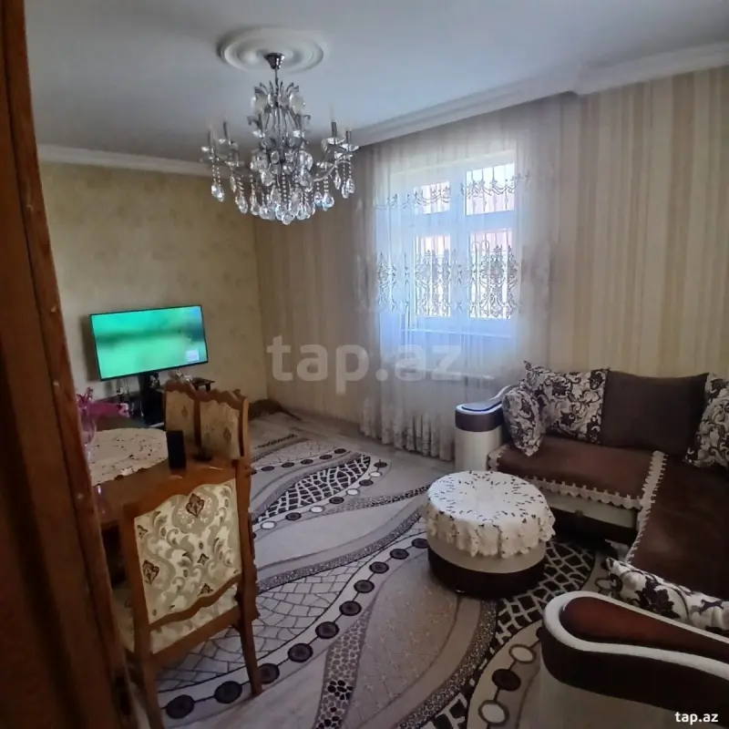 Satılır 4 otaqlı həyət evi 130 m²