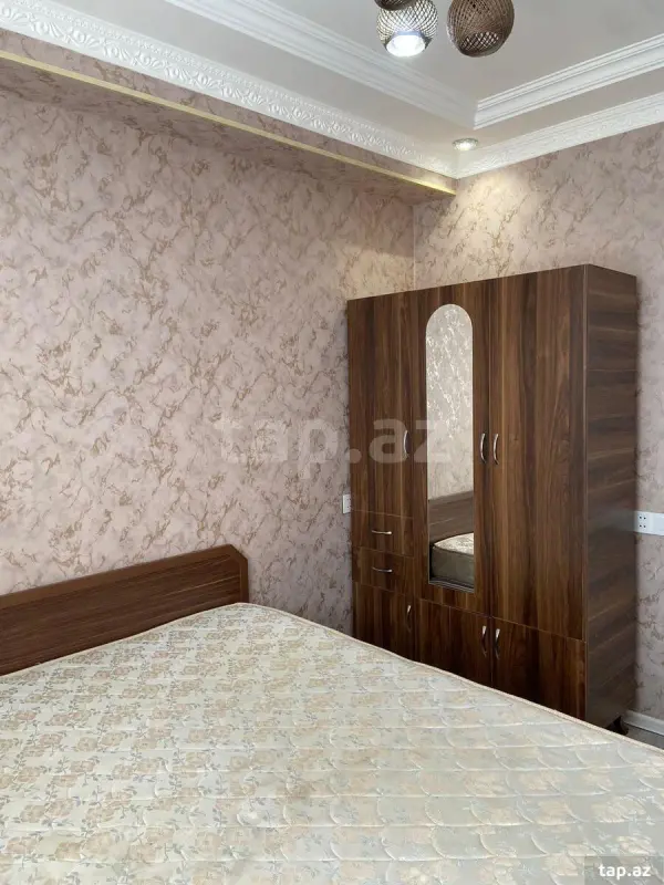 Satılır 3 otaqlı yeni tikili 63 m²