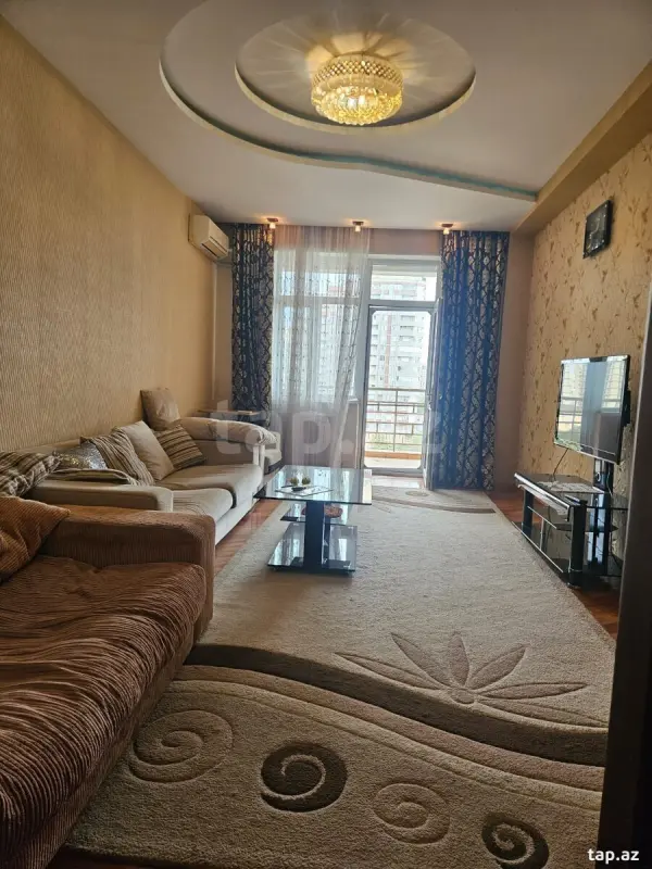 Kirayə verilir 2 otaqlı yeni tikili 70 m²