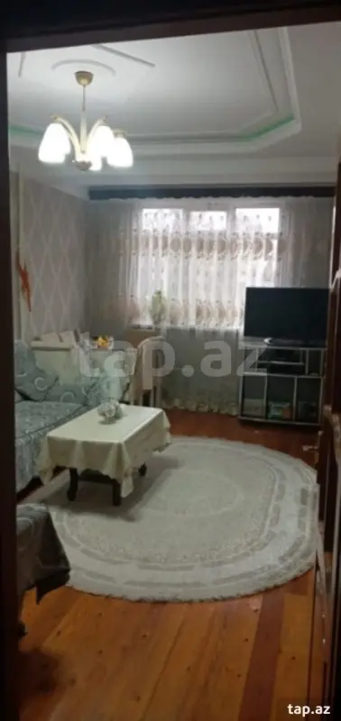 Satılır 2 otaqlı mənzil 42 m²