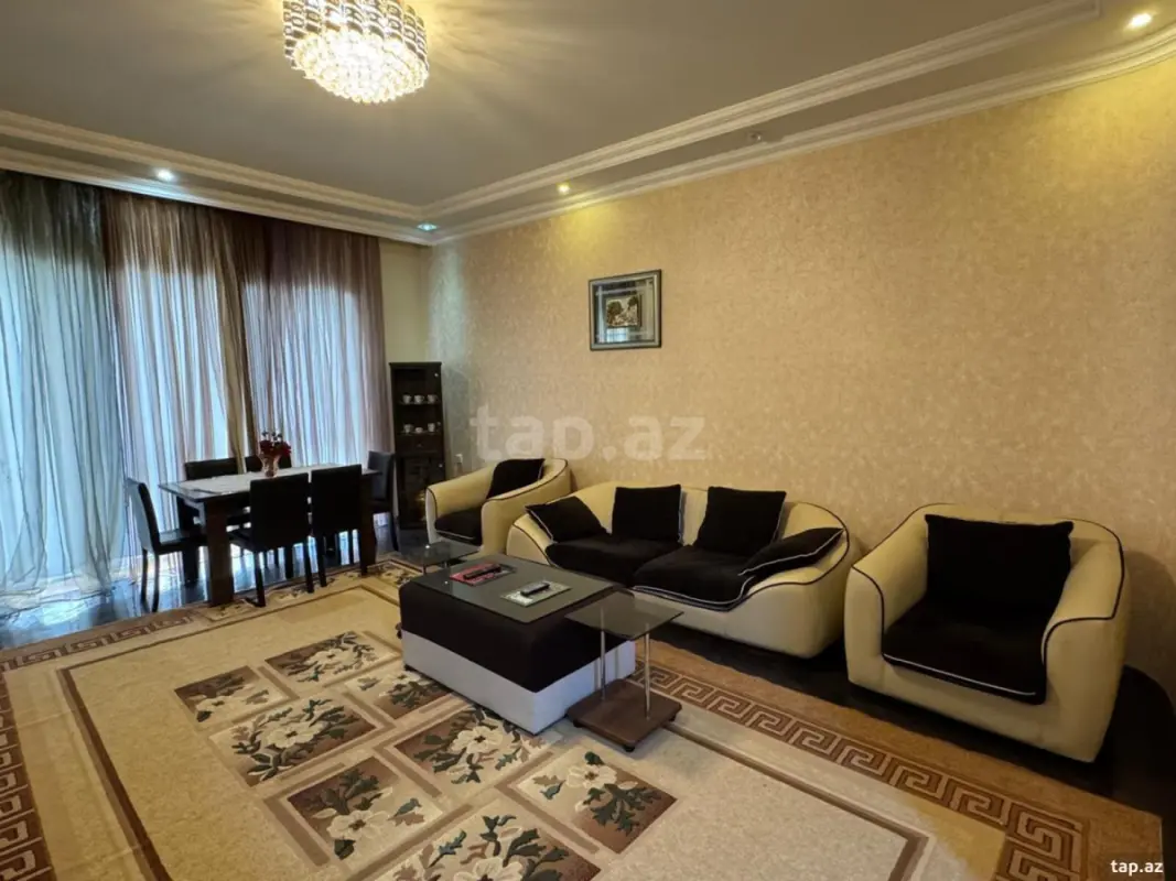 Satılır 3 otaqlı yeni tikili 140 m²