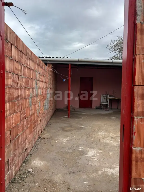 Satılır 3 otaqlı həyət evi 80 m²