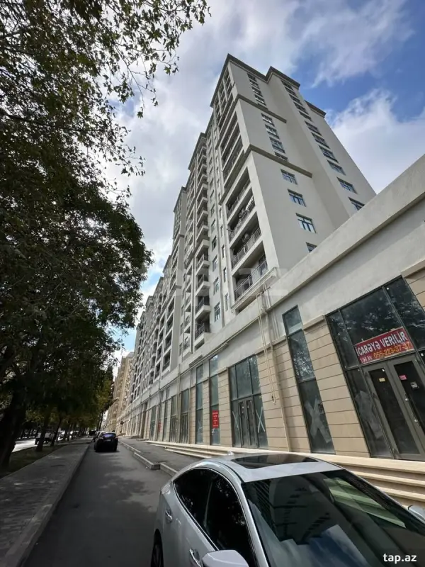 Kirayə verilir 2 otaqlı yeni tikili 70 m²