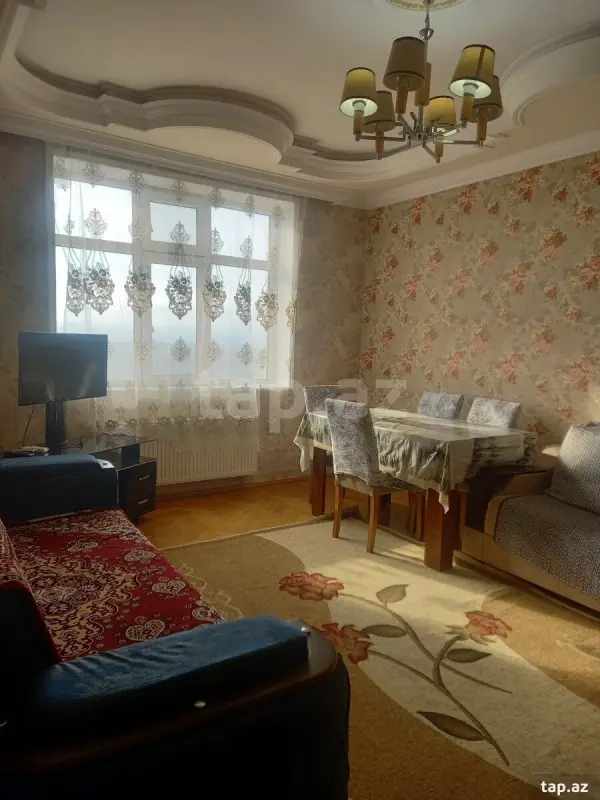Kirayə verilir 3 otaqlı yeni tikili 75 m²