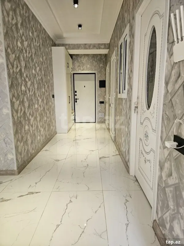 Satılır 3 otaqlı yeni tikili 76 m²