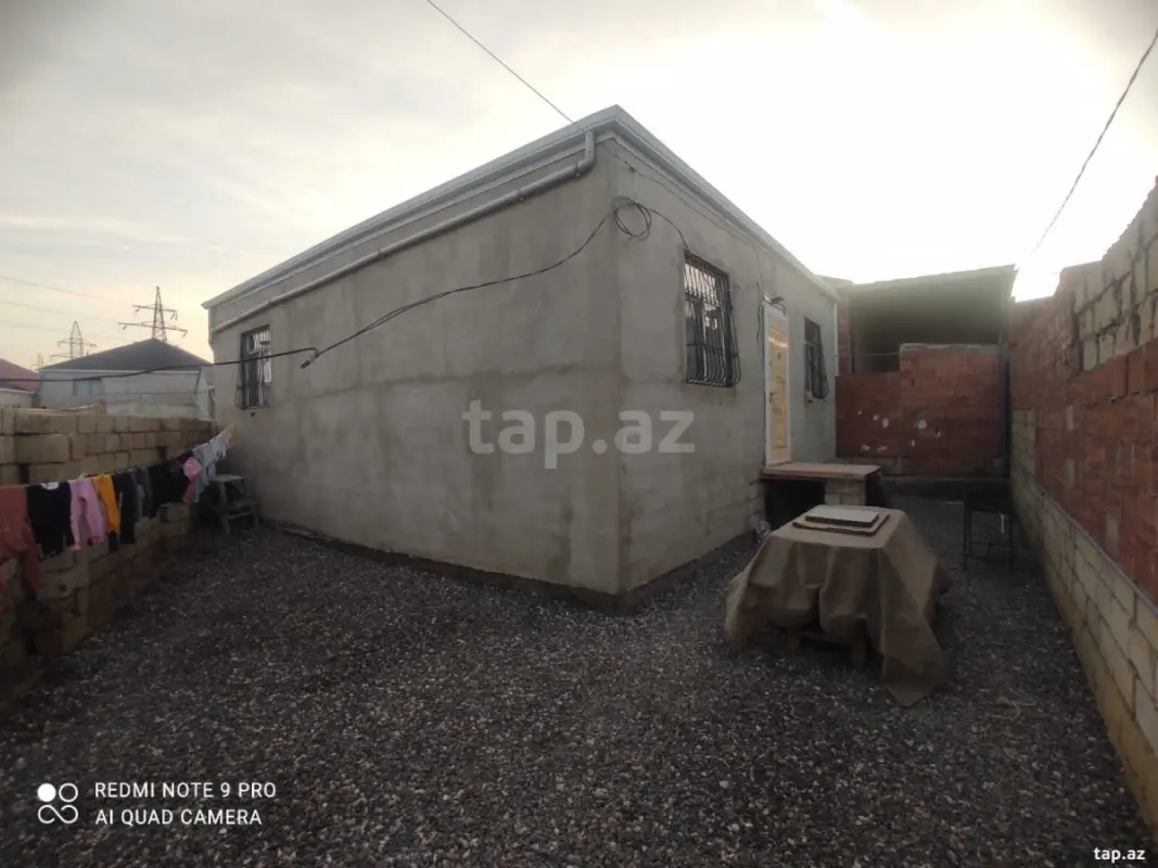 Satılır 3 otaqlı həyət evi 80 m²