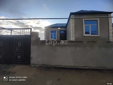 Satılır 3 otaqlı həyət evi 80 m² — Sumqayıt 3 otaq 80.00 m²