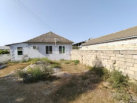Satılır 4 otaqlı həyət evi 100 m² — Neftçala 4 otaq 100.00 m²