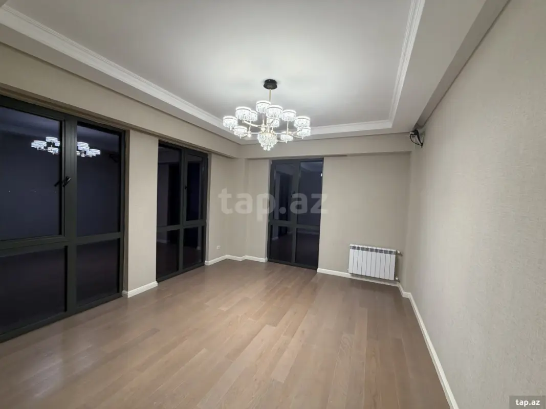 Satılır 3 otaqlı yeni tikili 83 m²