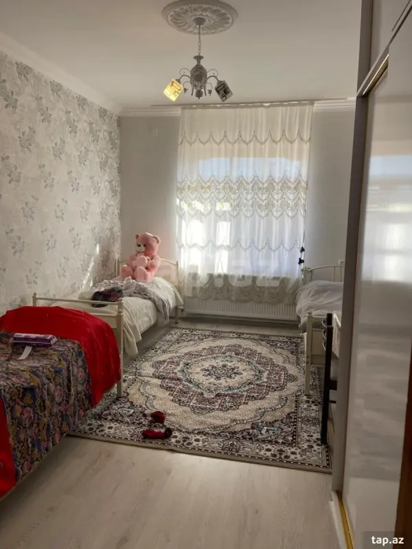Kirayə verilir 3 otaqlı mənzil 47 m²