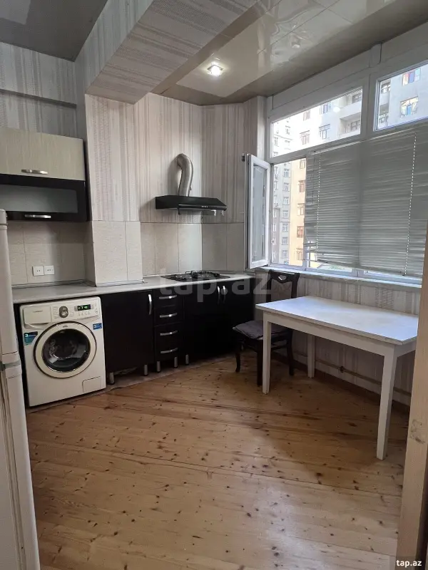 Satılır 2 otaqlı yeni tikili 61 m²