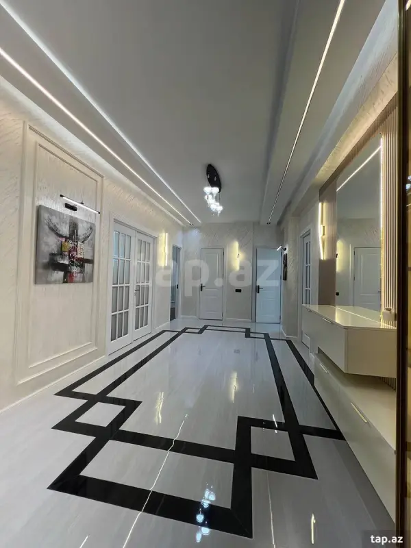 Satılır 3 otaqlı yeni tikili 117 m²
