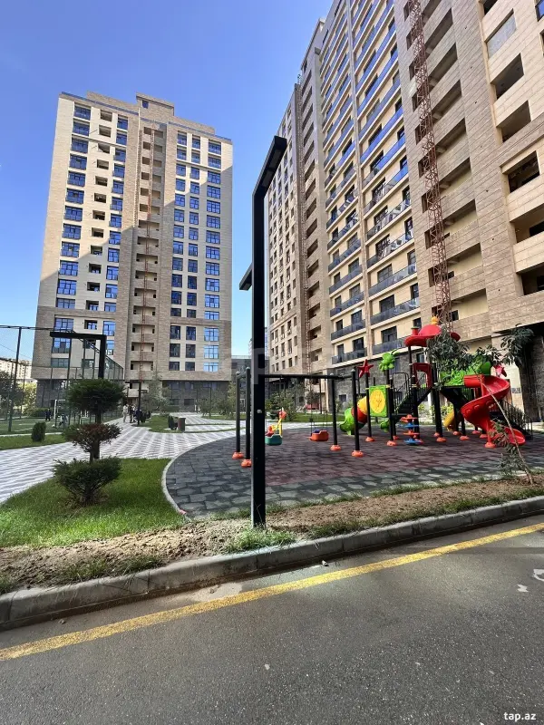 Satılır 3 otaqlı yeni tikili 124 m²